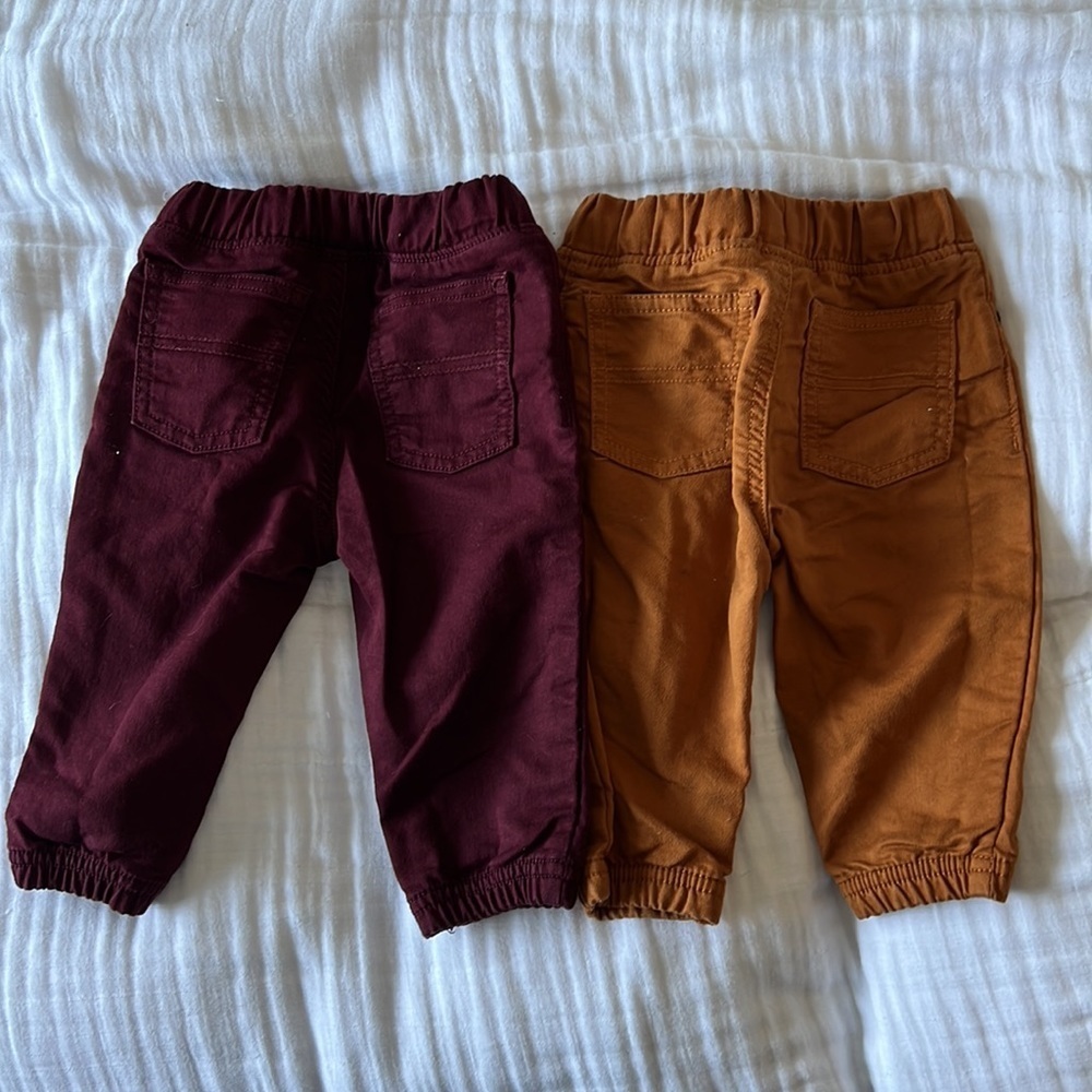 Carters joggers 6 months - Picture 4 of 4